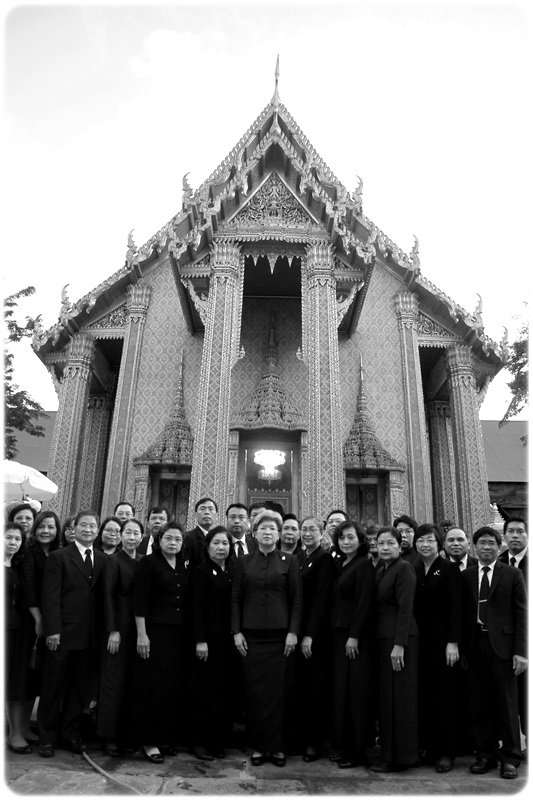 ﻿อธิบดีกรมบังคับคดีนำคณะผู้บริหารกรมบังคับคดีเข้าเฝ้าถวายสักการะสมเด็จพระสังฆราช เพื่อความเป็นสิริมงคล
